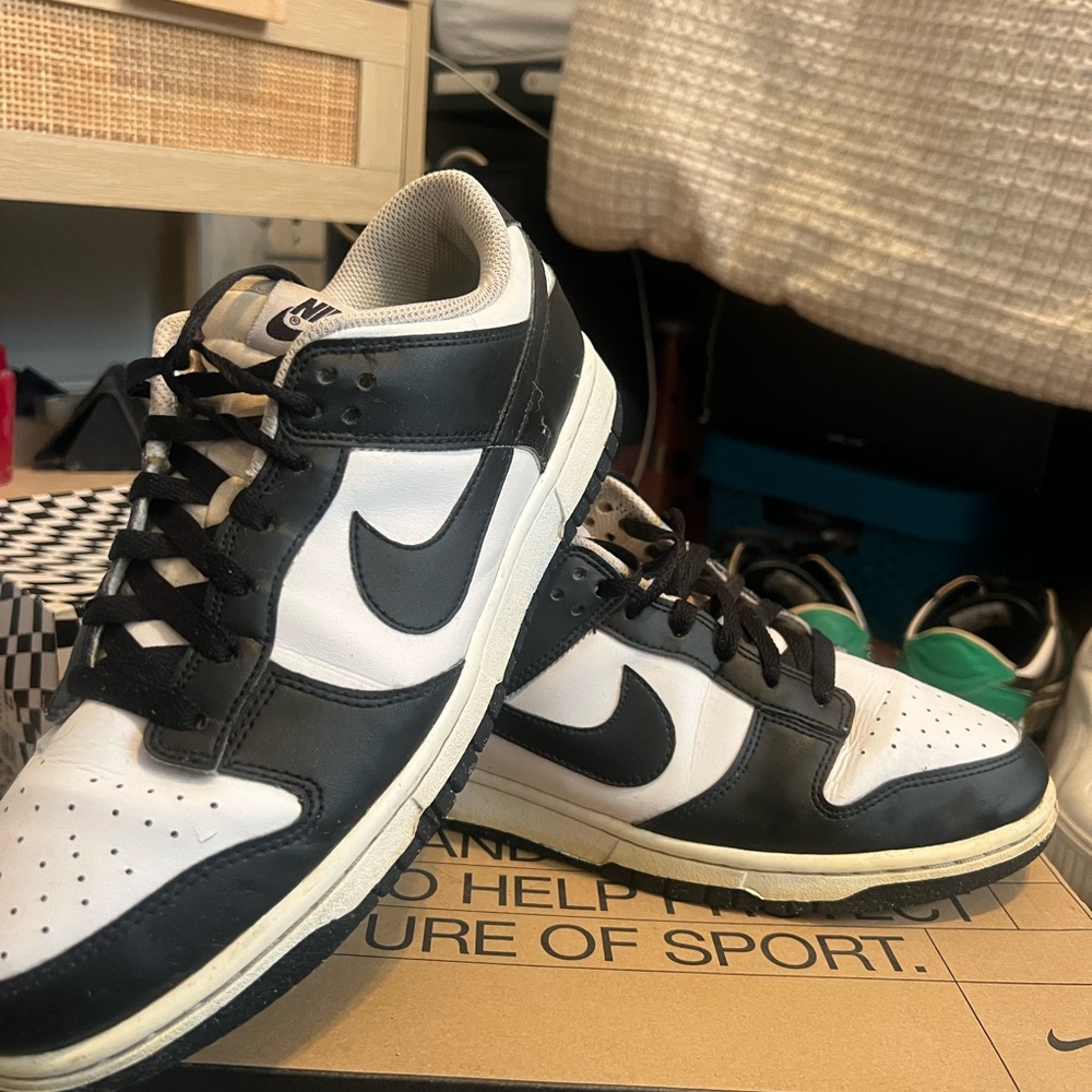 Nike women’s Black and White Panda Sneakers